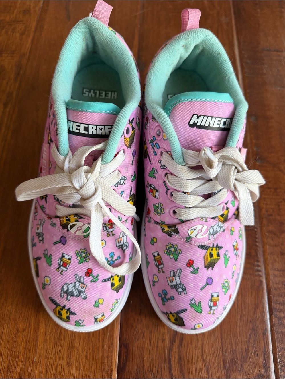 Heelys Minecraft Buzzing Bee Pro 25 Kids Pink & Green Sneakers